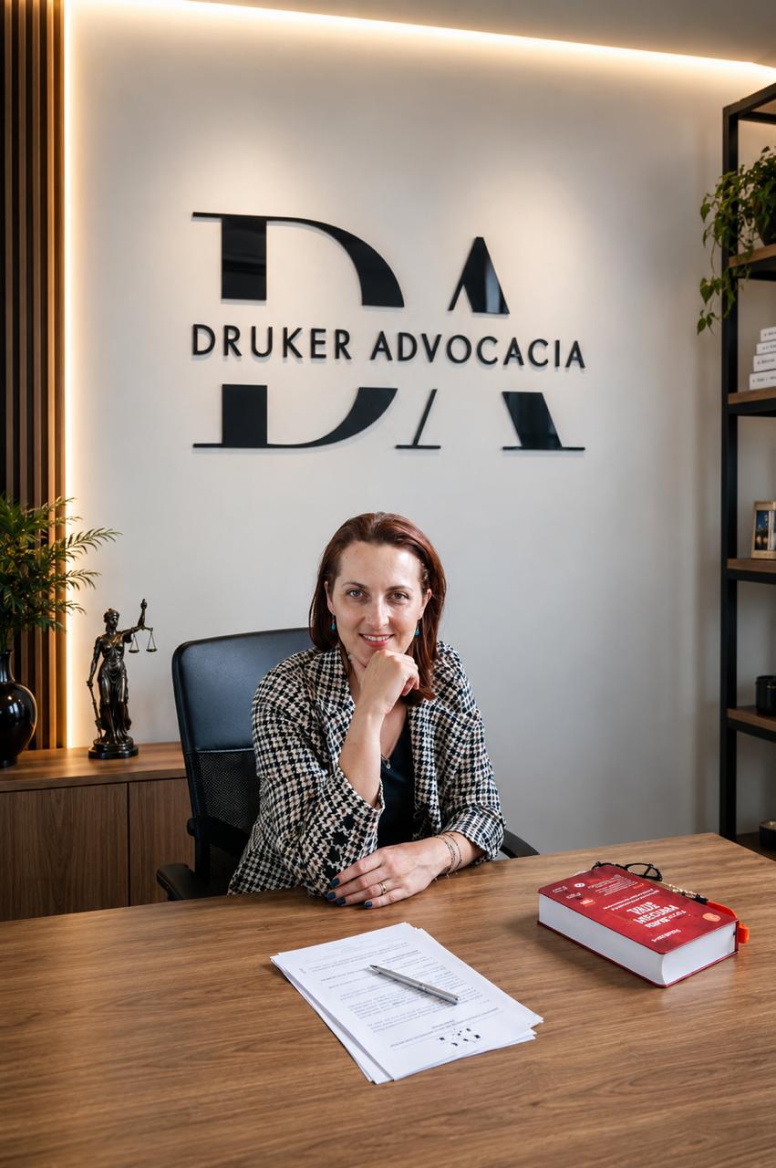 Dra. Aliane Luz Druker — Druker Advocacia